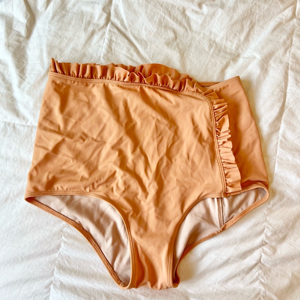 Kortni Jeane cascade bottoms